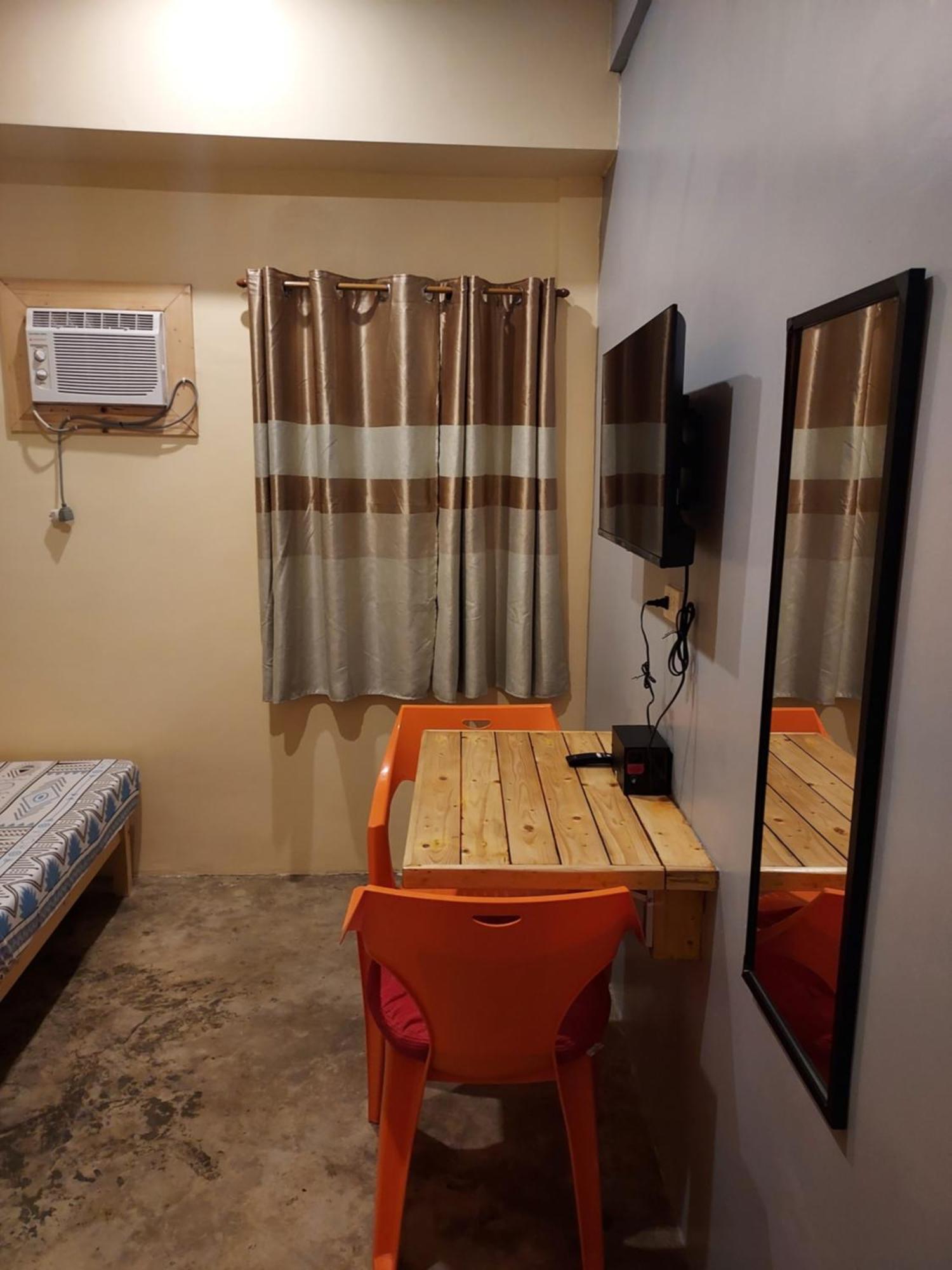 Готель Danny'S Den Boracay Manoc-Manoc Екстер'єр фото